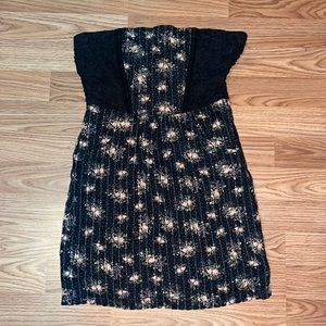 2b Bebe strapless floral dress. Size S.